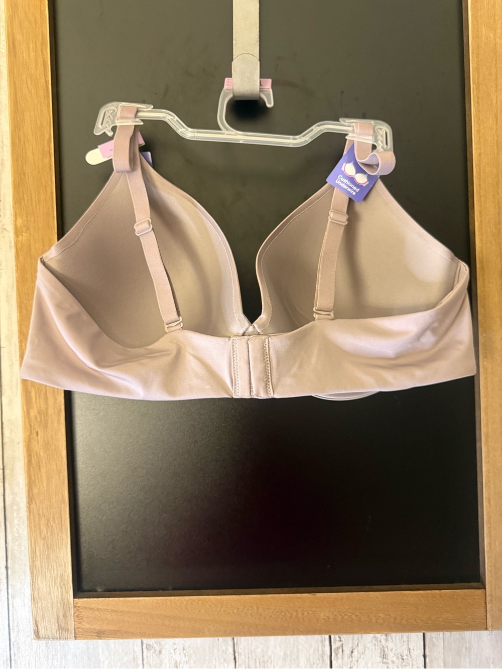 NWT Hanes Signature Convertible Strap Gray Bra Size XL - Picture 4 of 5